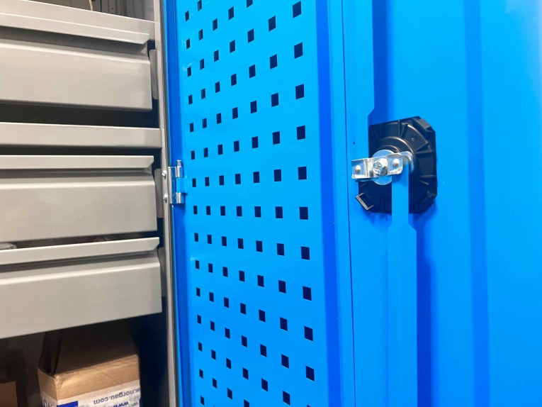 Шкаф инструментальный TNC 100.B3.S1 купить в Смоленске