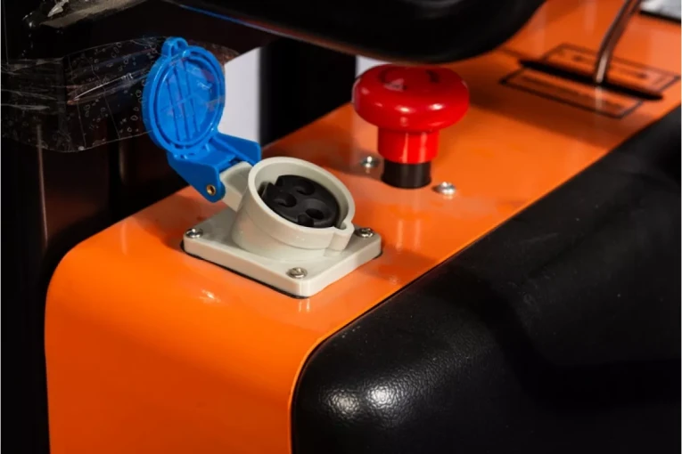 Штабелер с электроподъемом 1 т - 3 м Вилы: 1100 , Гелевая АКБ, SPN1030 SIBLINE купить в Смоленске