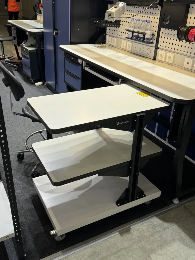 Подкатной антистатический стол SPC A купить в Смоленске