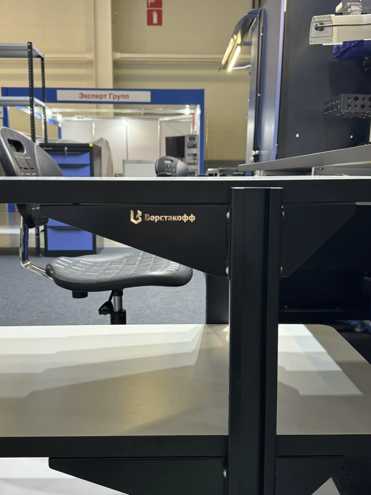 Подкатной антистатический стол SPC A купить в Смоленске