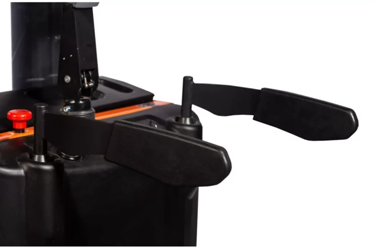 Штабелер электрический самоходный 1,5 т - 3,6 м Вилы: 1150 , АКБ Свинцово - кислотная, CL1536W SIBLINE купить в Смоленске